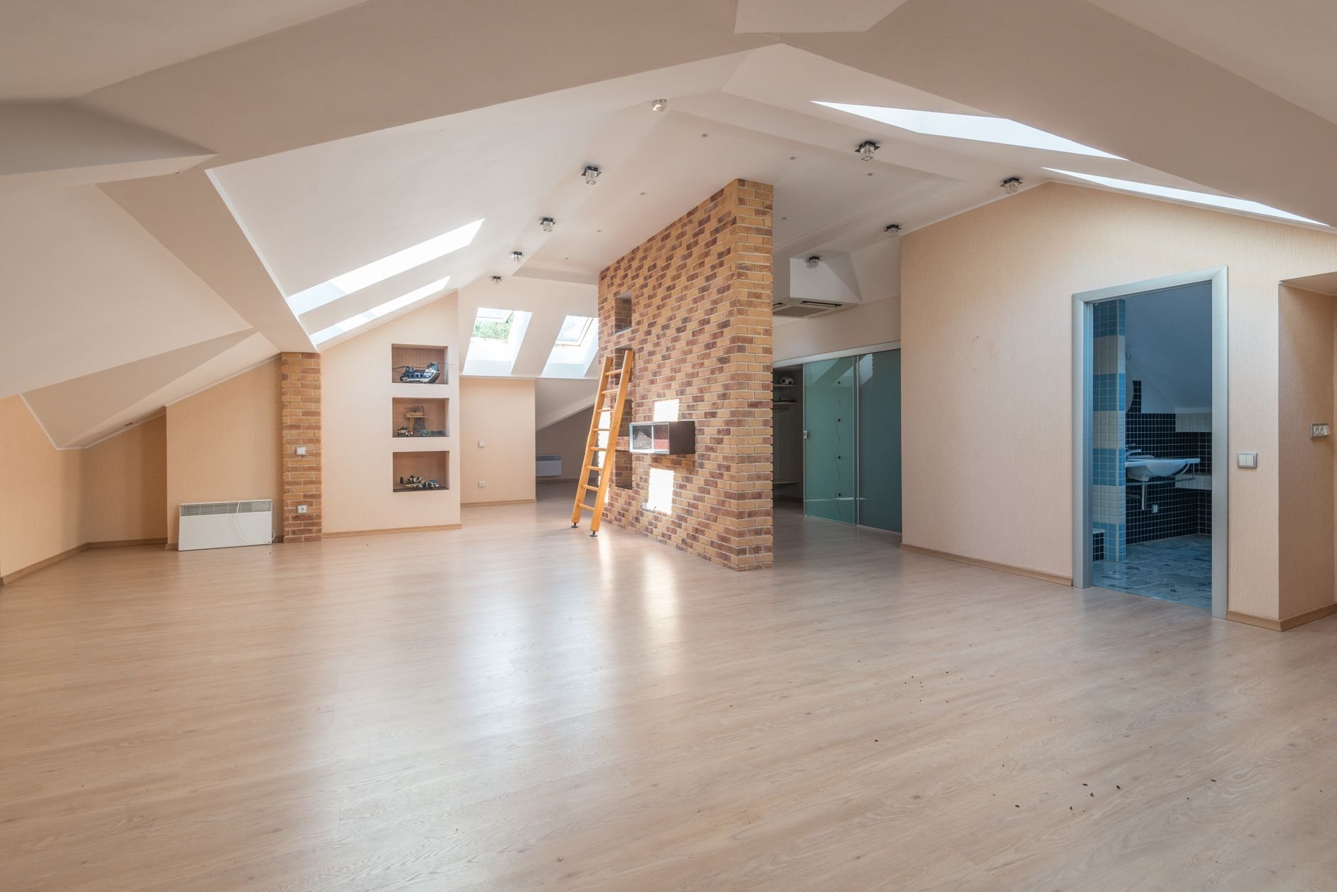Neue Wohnung dreckig übernommen? So wird sie wirklich sauber